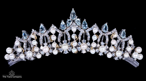 Eveline Tiara